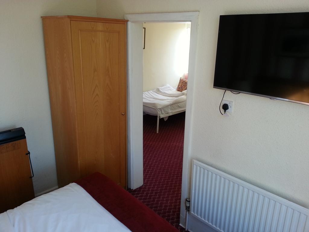 Cadogan Hotel Newmarket  Bagian luar foto