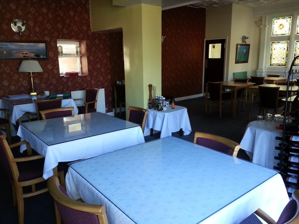 Cadogan Hotel Newmarket  Bagian luar foto