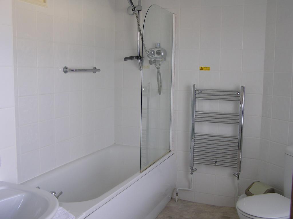 Cadogan Hotel Newmarket  Bagian luar foto